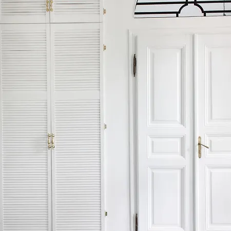 Apartment Avenue *