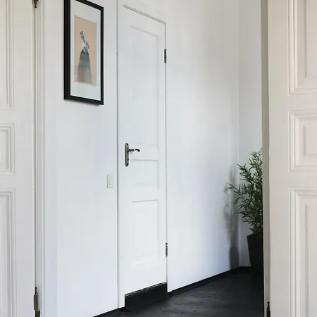 Апартаменти Avenue