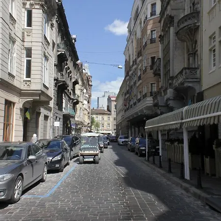 Apartment Avenue *